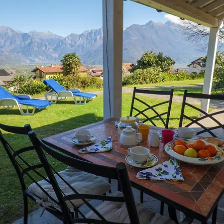 Casa Bellavista 1 Apart Otel Colico