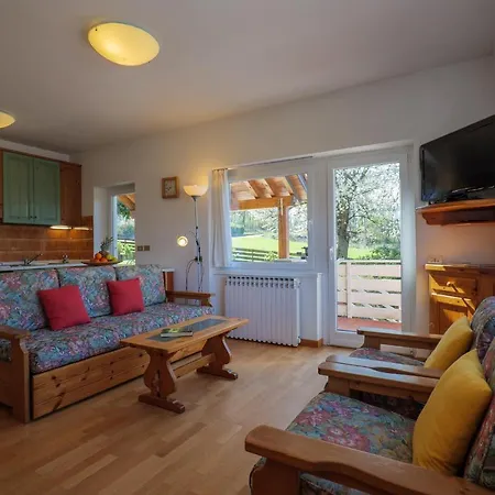 Casa Bellavista 1 Apart Otel Colico