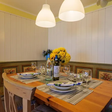 Casa Bellavista 1 Apart Otel Colico