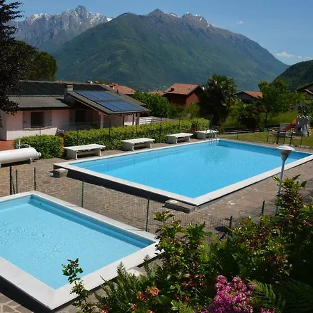 Casa Bellavista 1 Apart Otel Colico