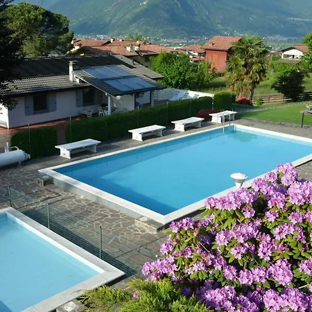 Casa Bellavista 1 Apart Otel Colico